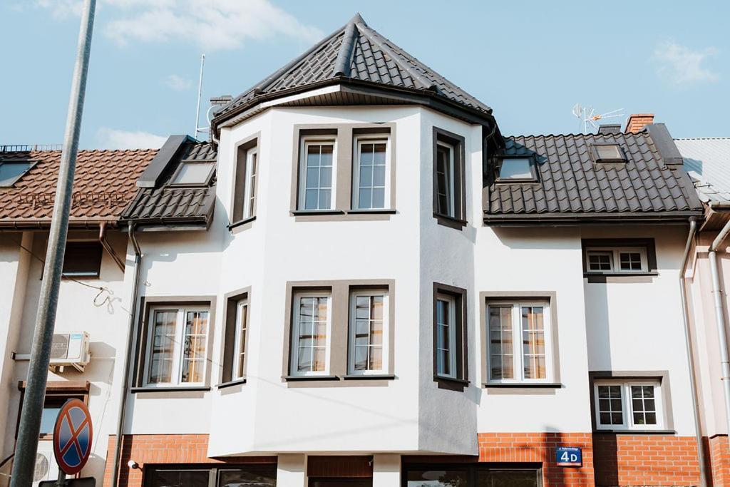 Noclegi Przy Stacji Nowy Dwór Mazowiecki Dış mekan fotoğraf